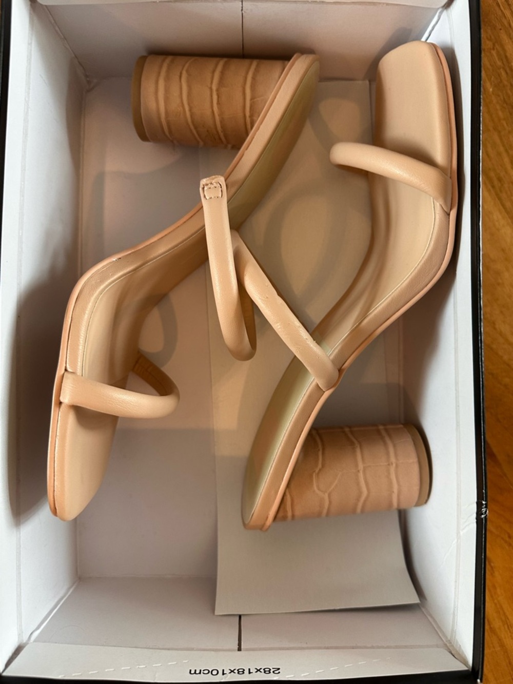 Dolce Vita Noles Cream Stella